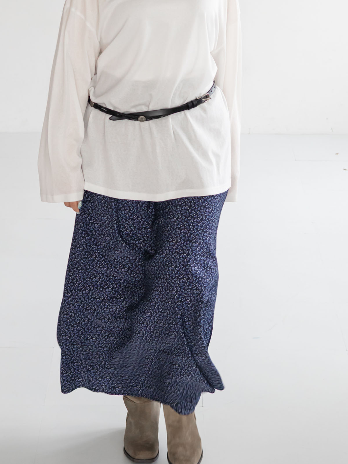 LOOK 03 — YUr 2026 Early Autumn Detail 1